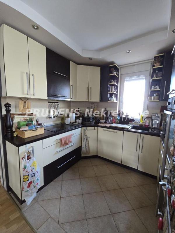 Slika 6 - Kolonija, Petosoban stan na prodaju, 125m2, 280.000€