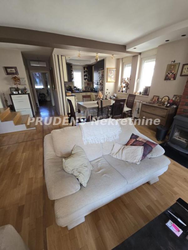 Slika 3 - Kolonija, Petosoban stan na prodaju, 125m2, 280.000€