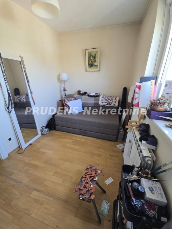 Slika 10 - Kolonija, Petosoban stan na prodaju, 125m2, 280.000€