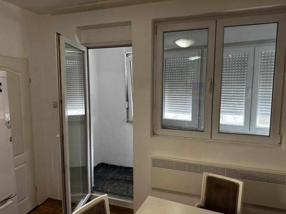 Slika 8 - Jednoiposoban stan za izdavanje, 35m2, 300€