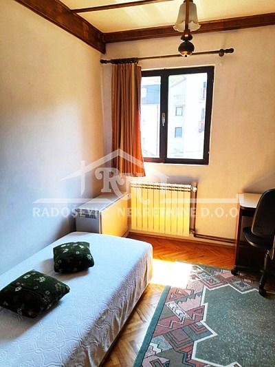 Slika 10 - Steve Todorovića, Trosoban stan za izdavanje, 70m2, 500€