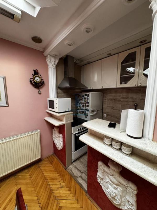 Slika 2 - Savski trg, Troiposoban stan na prodaju, 80m2, 220.000€