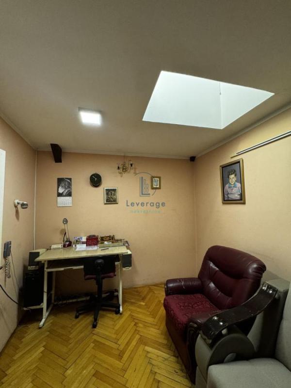 Slika 8 - Savski trg, Troiposoban stan na prodaju, 80m2, 220.000€