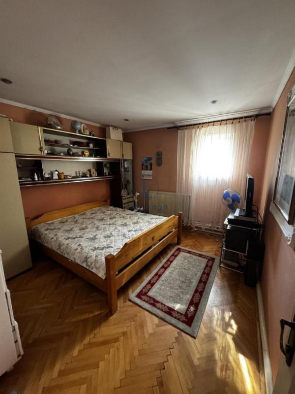 Slika 4 - Savski trg, Troiposoban stan na prodaju, 80m2, 220.000€