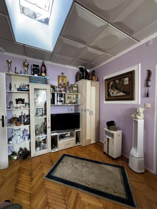 Slika 1 - Savski trg, Troiposoban stan na prodaju, 80m2, 220.000€