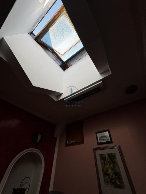 Slika 11 - Savski trg, Troiposoban stan na prodaju, 80m2, 220.000€