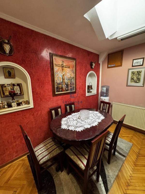 Slika 3 - Savski trg, Troiposoban stan na prodaju, 80m2, 220.000€