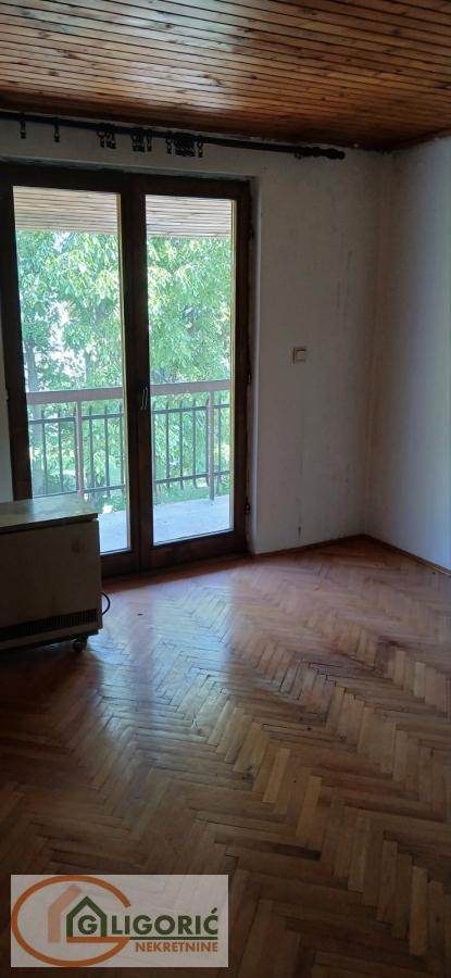 Slika 2 - Prištinska, Trosoban stan na prodaju, 76m2, 149.900€