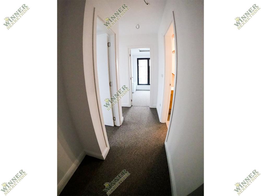 Slika 9 - Slavonska,  Lokal za izdavanje, 180m2, 2.100€