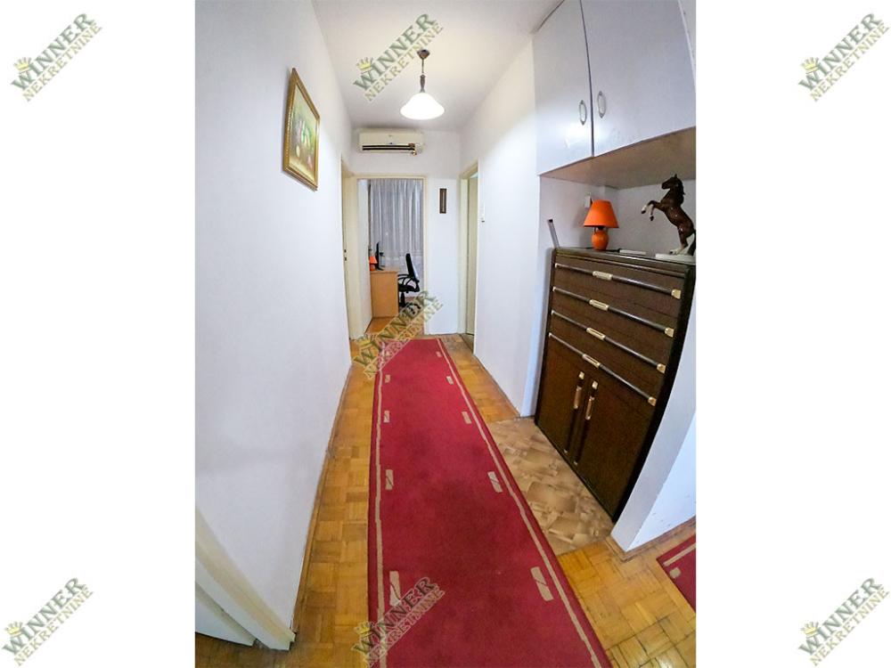 Slika 5 - Dragana Rakića, Trosoban stan na prodaju, 68m2, 185.000€