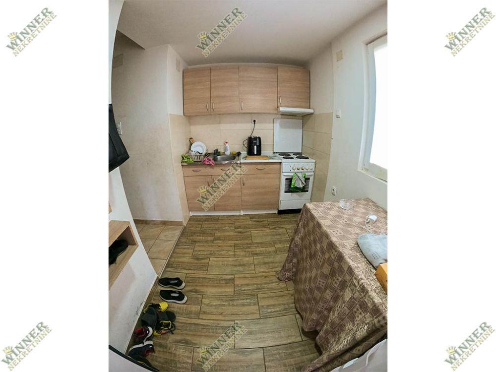 Slika 3 - Trive Vitasovića, Jednoiposoban stan na prodaju, 40m2, 69.000€