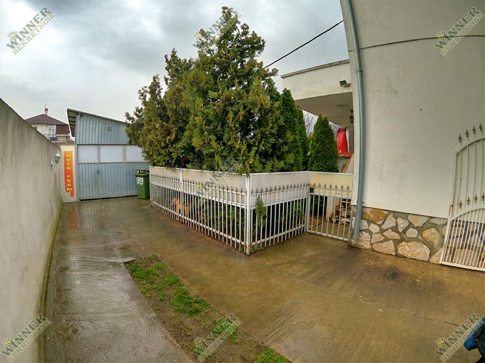 Slika 4 - Isidora Stojanovića,  Kuća na prodaju, 400m2, 385.000€