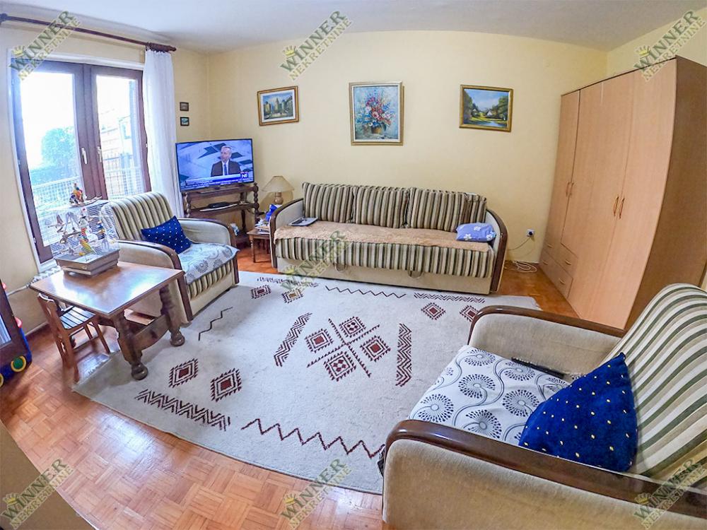 Slika 1 - Peđe Milosavljevića, Trosoban stan na prodaju, 86m2, 187.000€