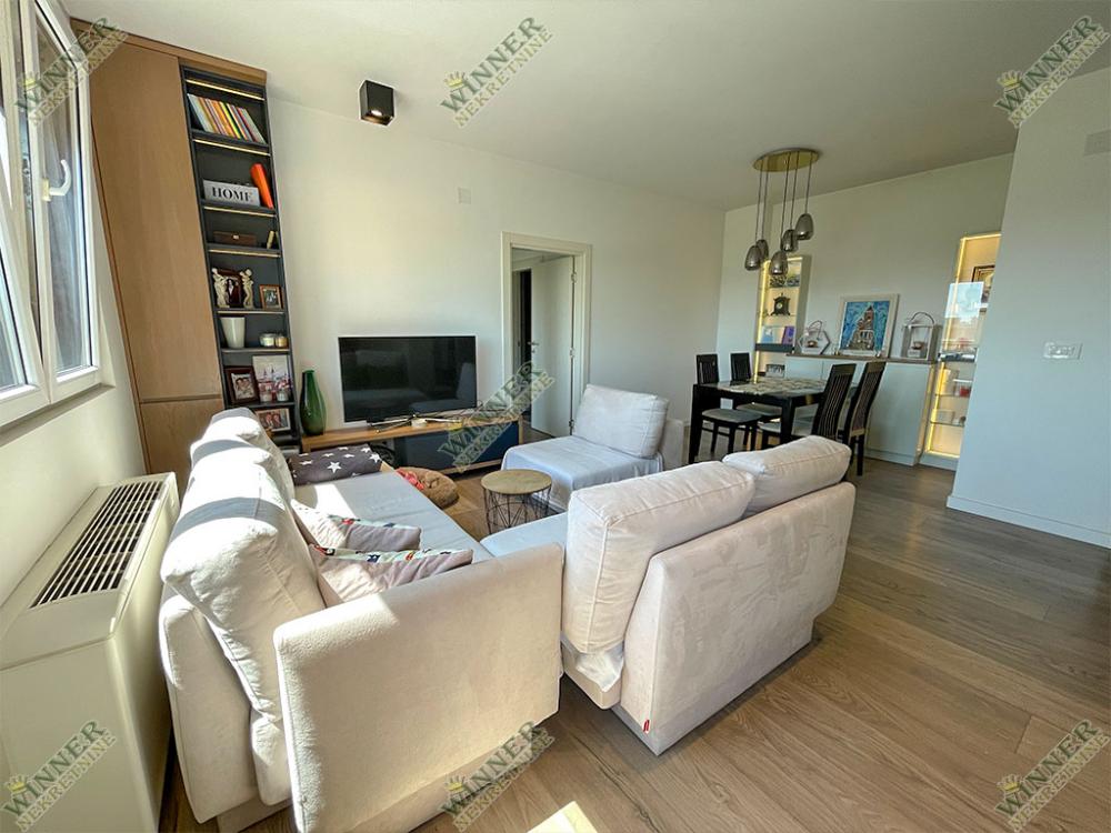 Slika 1 - Dobanovačka, Trosoban stan na prodaju, 85m2, 305.000€