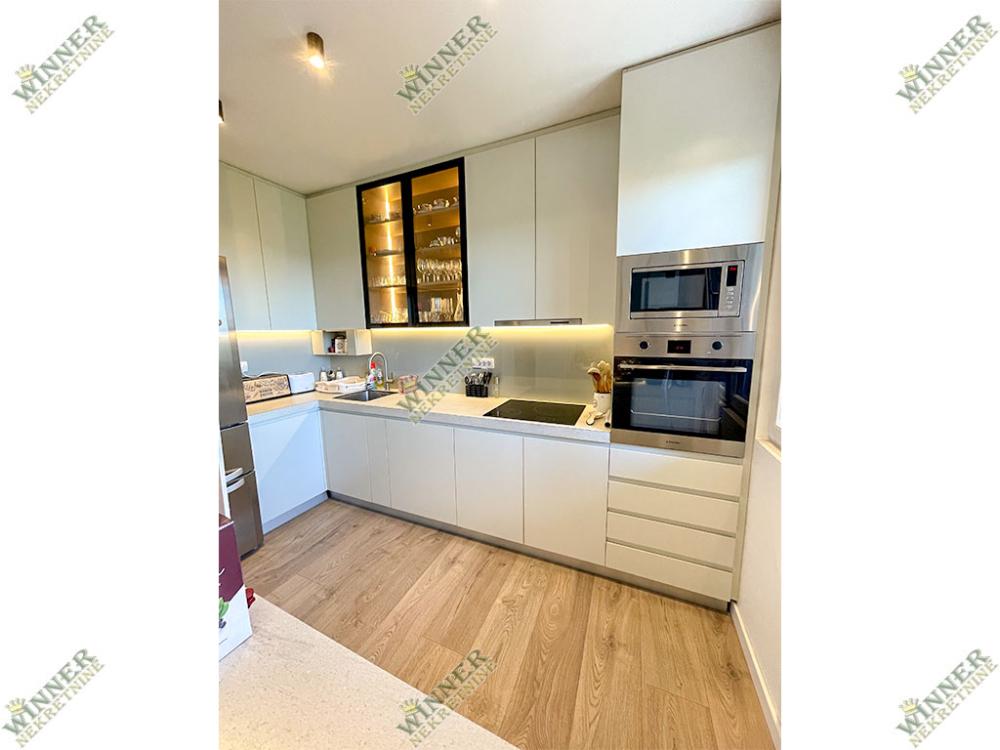 Slika 6 - Dobanovačka, Trosoban stan na prodaju, 85m2, 305.000€