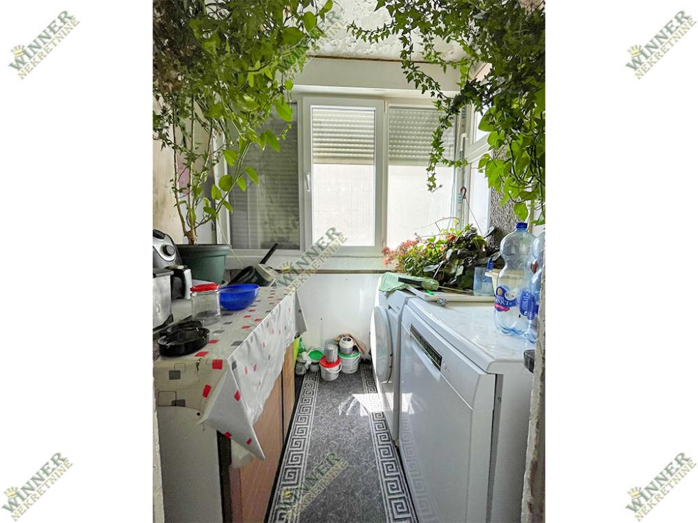 Slika 6 - Mića Radakovića, Dvoiposoban stan na prodaju, 61m2, 152.000€