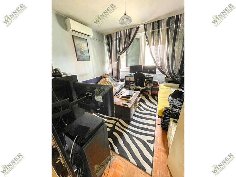 Slika 8 - Mića Radakovića, Dvoiposoban stan na prodaju, 61m2, 152.000€