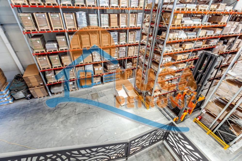 Slika 2 - Šumadijska,  Lokal za izdavanje, 2000m2, 8.000€