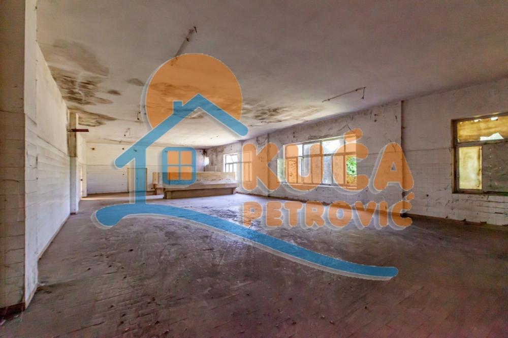 Slika 3 - Bulevar 12. februar,  Lokal za izdavanje, 4833m2, 12.100€