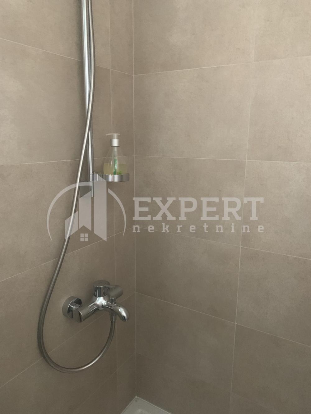 Slika 10 - Njegoševa,  Lokal za izdavanje, 46m2, 400€