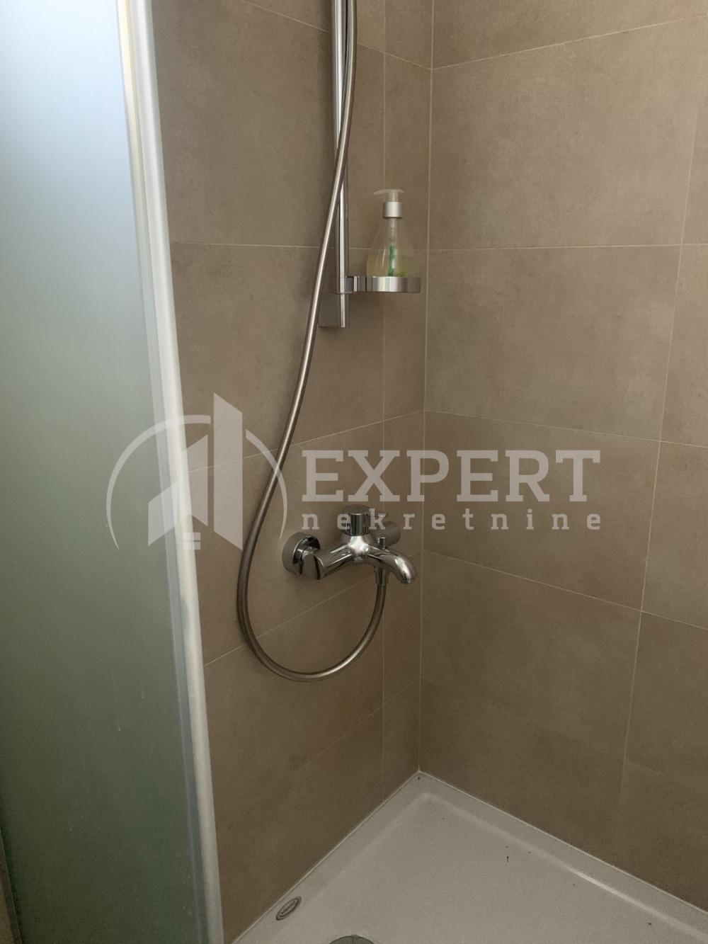 Slika 11 - Njegoševa,  Lokal za izdavanje, 46m2, 400€