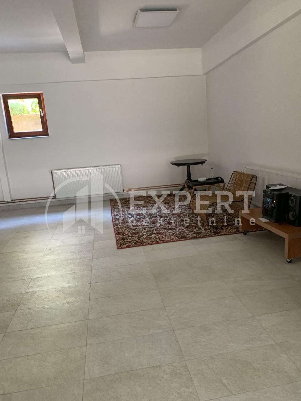 Slika 3 - Njegoševa,  Lokal za izdavanje, 46m2, 400€