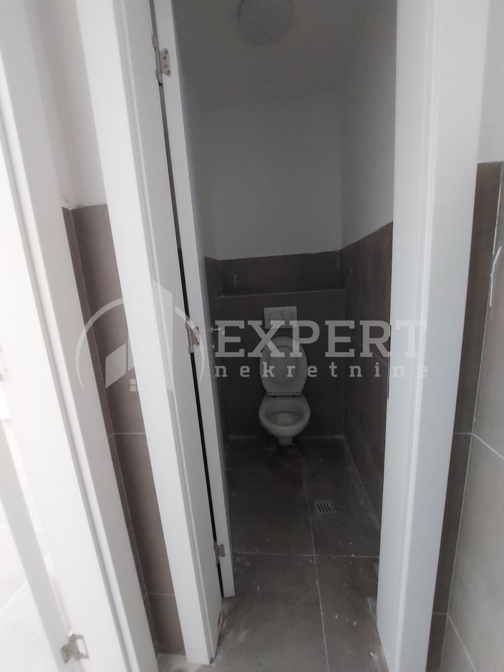 Slika 4 - Obilićev venac,  Lokal za izdavanje, 25m2, 400€