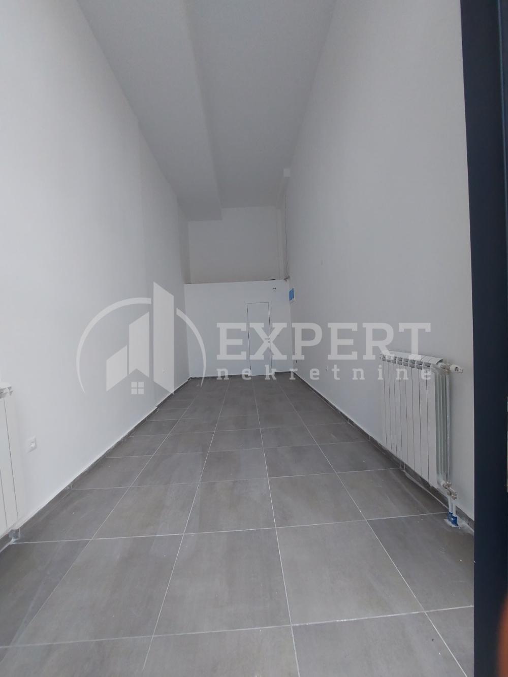 Slika 1 - Obilićev venac,  Lokal za izdavanje, 25m2, 400€