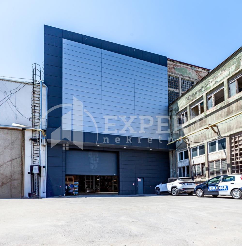 Glavna slika -Šumadijska,  Lokal za izdavanje, 2000m2, 8.000€