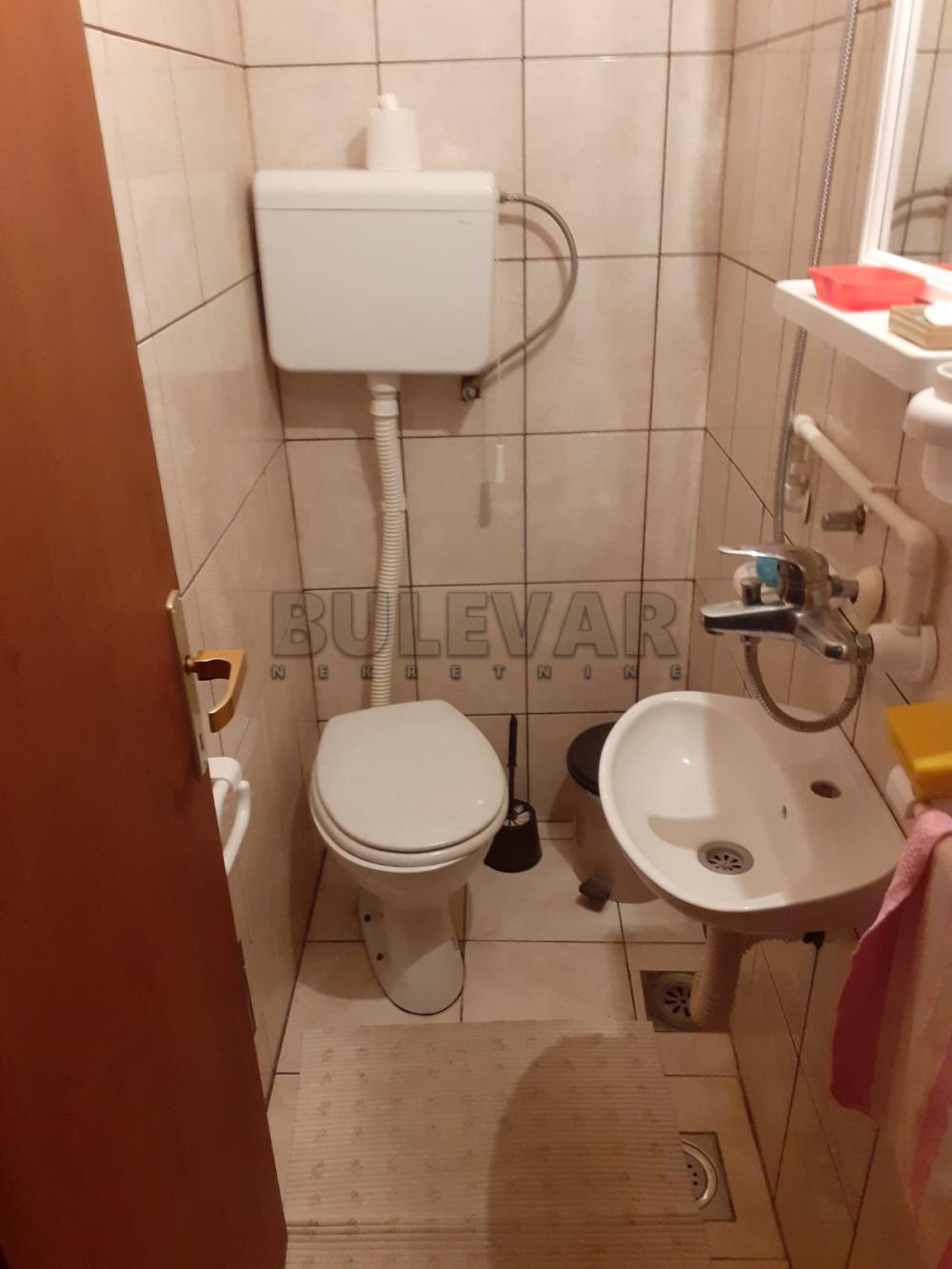 Slika 6 - Niška Banja, Dvoiposoban stan za izdavanje, 120m2, 300€