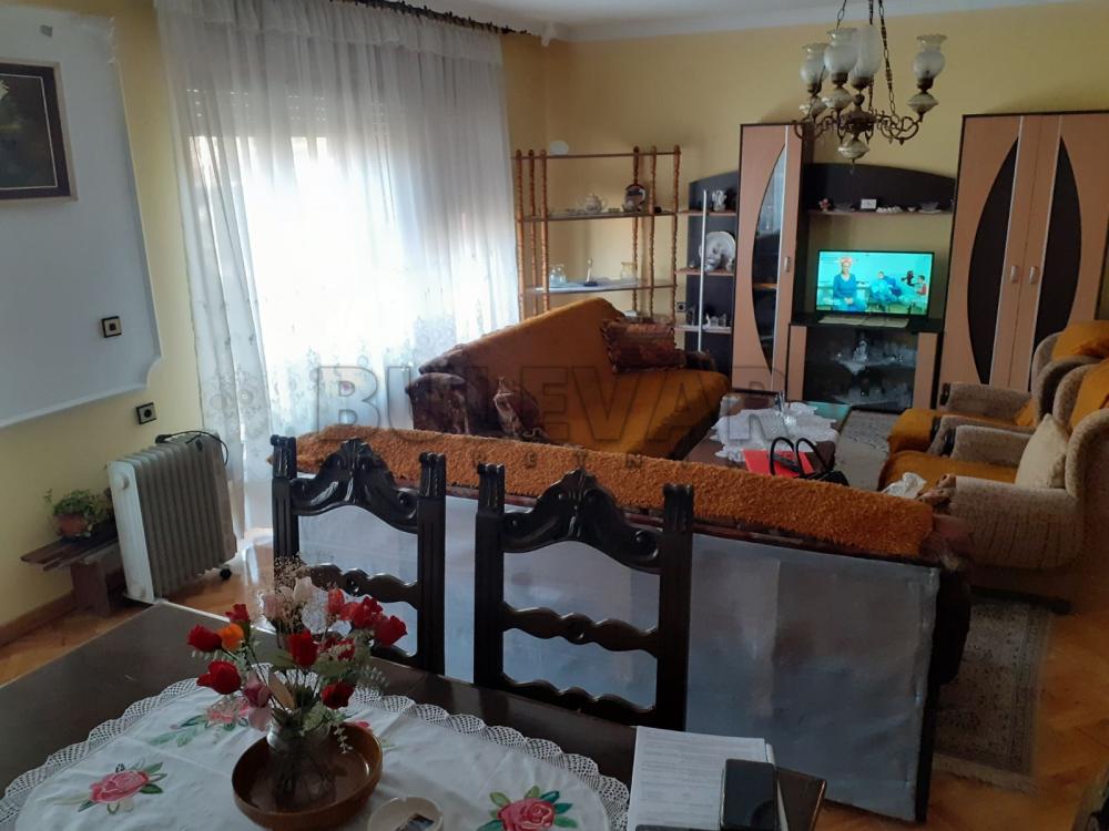 Slika 2 - Niška Banja, Dvoiposoban stan za izdavanje, 120m2, 300€