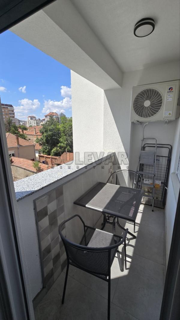 Slika 10 - Cara Dušana, Jednoiposoban stan za izdavanje, 52m2, 400€