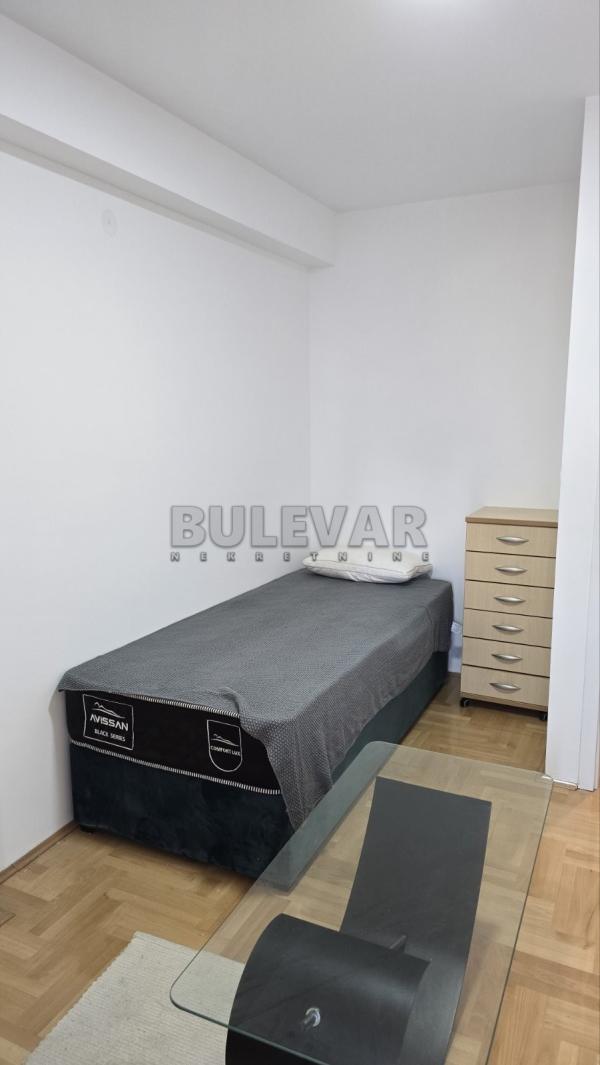 Slika 4 - Cara Dušana, Jednoiposoban stan za izdavanje, 52m2, 400€