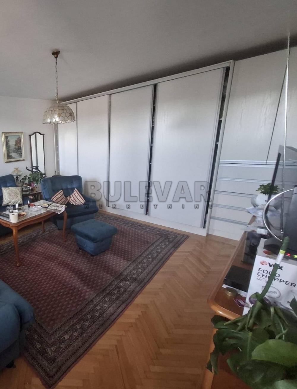 Slika 1 - Bulevar dr Zorana, Dvosoban stan za izdavanje, 54m2, 350€