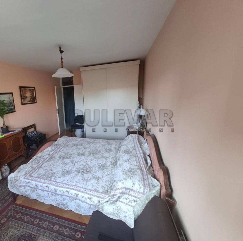 Slika 2 - Bulevar dr Zorana, Dvosoban stan za izdavanje, 54m2, 350€