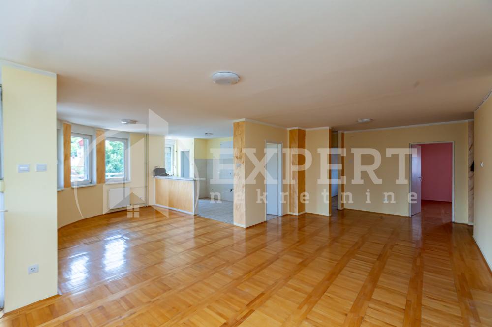 Slika 1 - Stara železnička kolonija, Četvorosoban stan na prodaju, 108m2, 159.000€