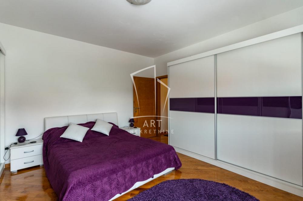 Slika 6 - Darje Koropkine,  Kuća na prodaju, 492m2, 890.000€