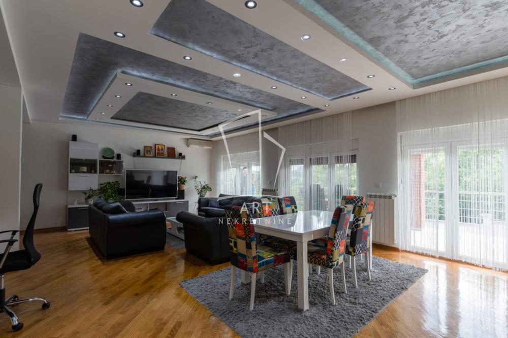 Slika 5 - Darje Koropkine,  Kuća na prodaju, 492m2, 890.000€