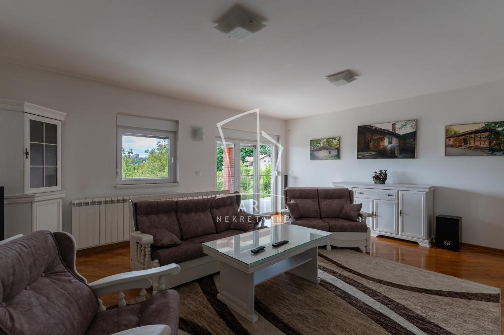 Slika 3 - Darje Koropkine,  Kuća na prodaju, 492m2, 890.000€