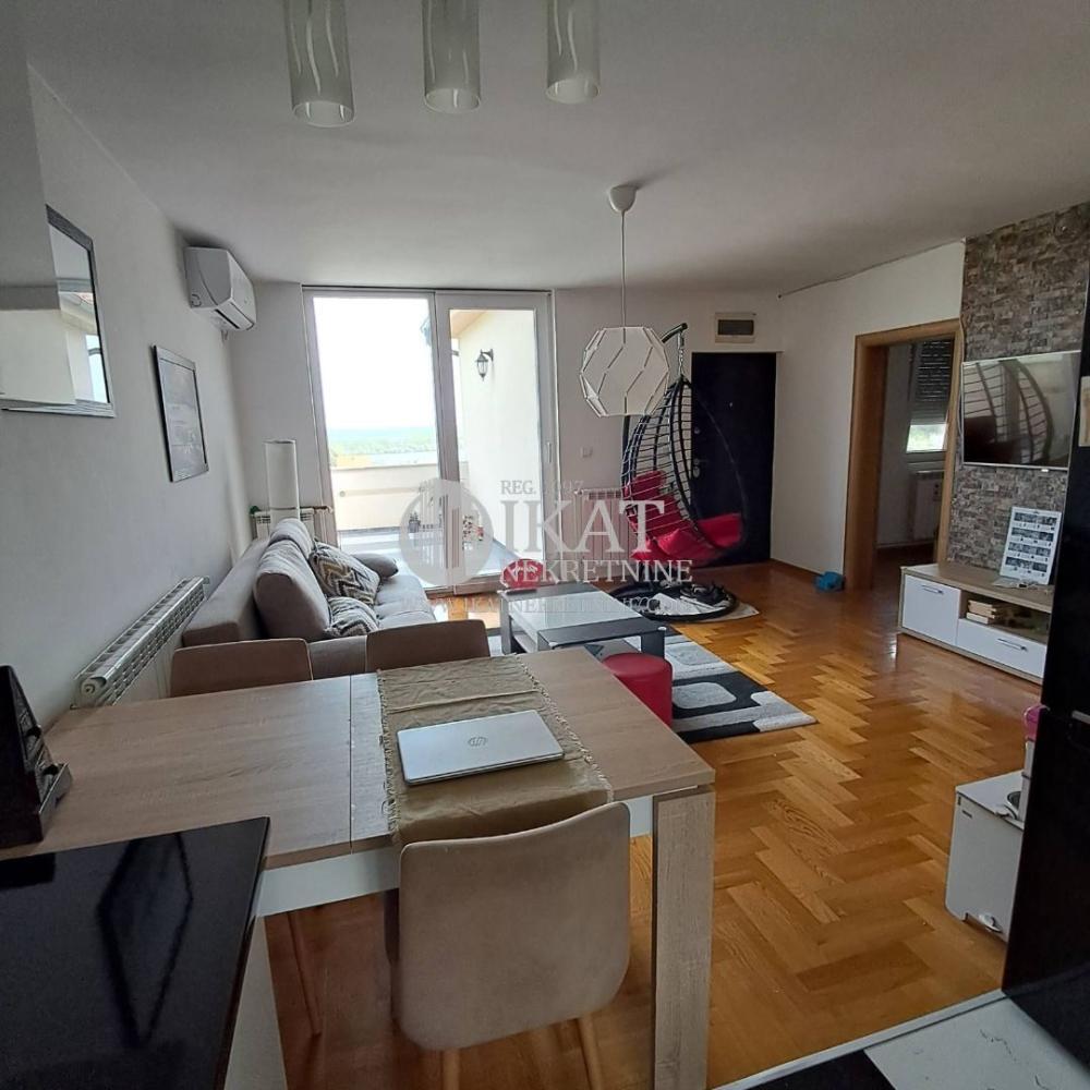 Glavna slika - Kuća na prodaju, 250m2, 160.000€