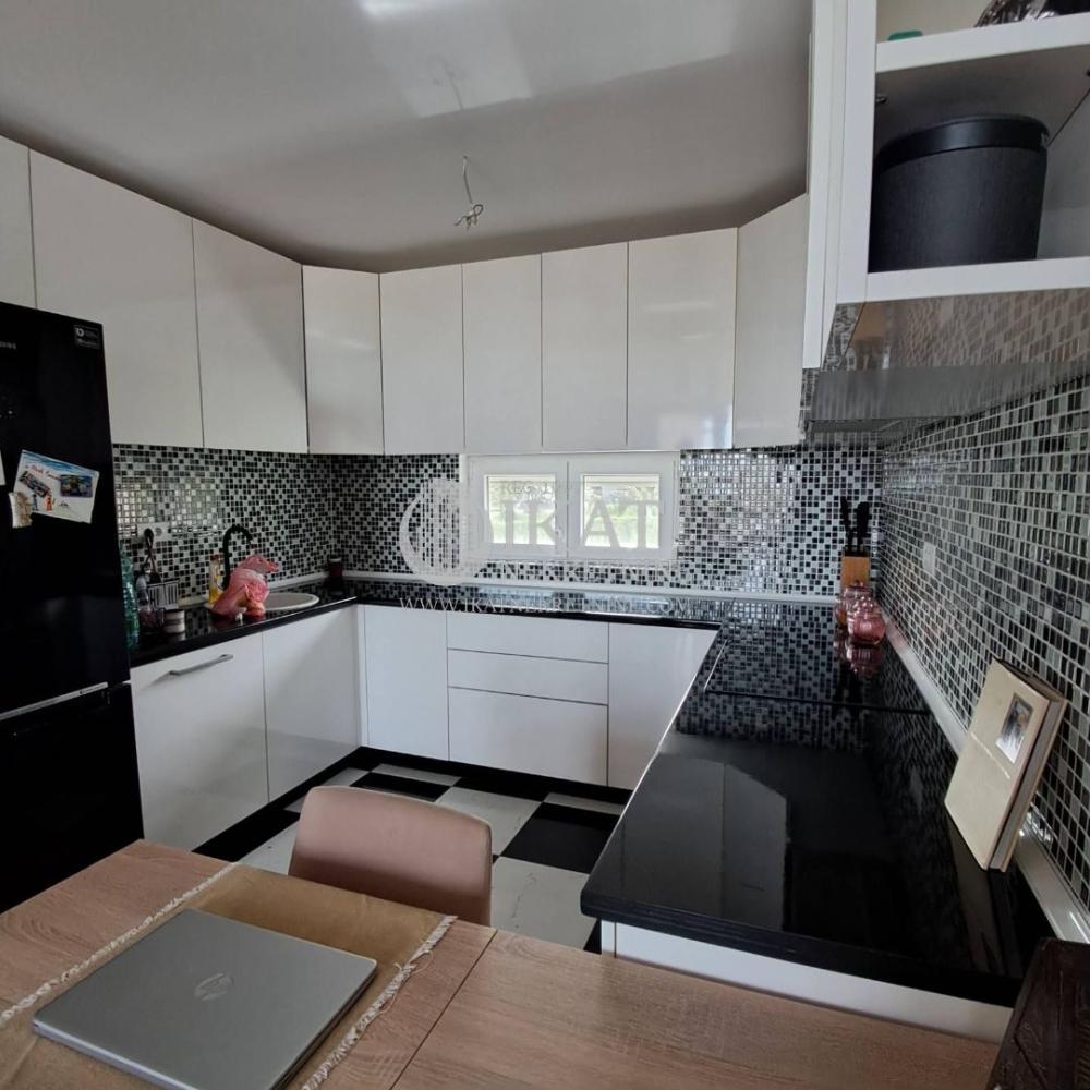 Slika 3 -  Kuća na prodaju, 250m2, 160.000€