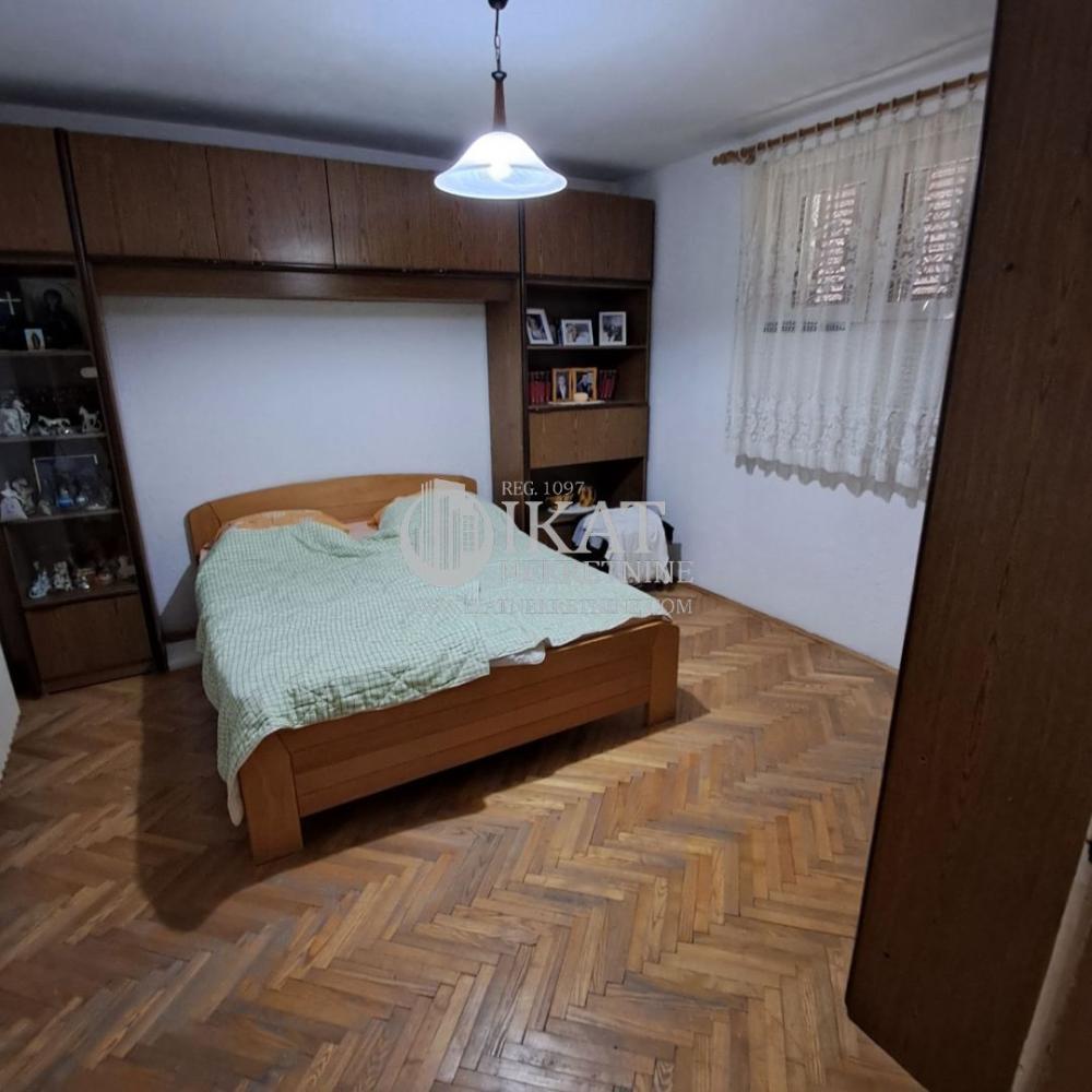 Slika 8 -  Kuća na prodaju, 250m2, 160.000€