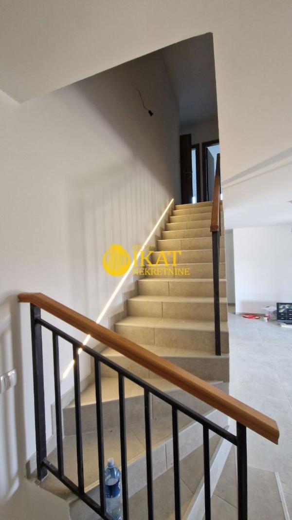 Slika 6 -  Kuća na prodaju, 275m2, 250.000€