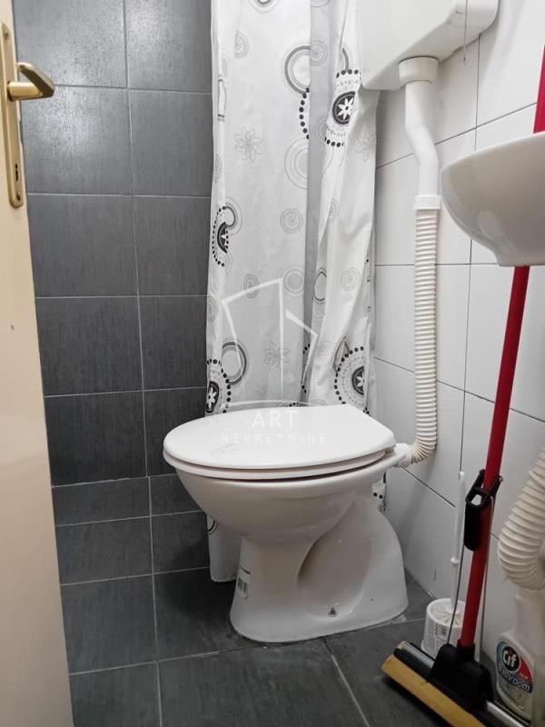 Slika 9 - Ranka Miljića,  Kuća na prodaju, 98m2, 289.000€