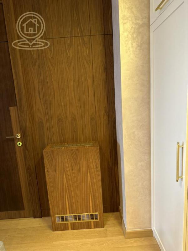 Slika 10 - Kneza Straćimira, Trosoban stan za izdavanje, 60m2, 1.200€