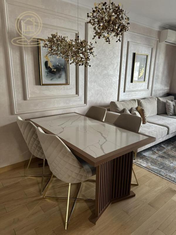 Slika 1 - Kneza Straćimira, Trosoban stan za izdavanje, 60m2, 1.200€