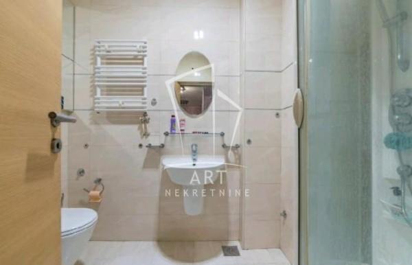 Slika 6 - Ćirila i Metodija, Četvorosoban stan za izdavanje, 132m2, 1.300€