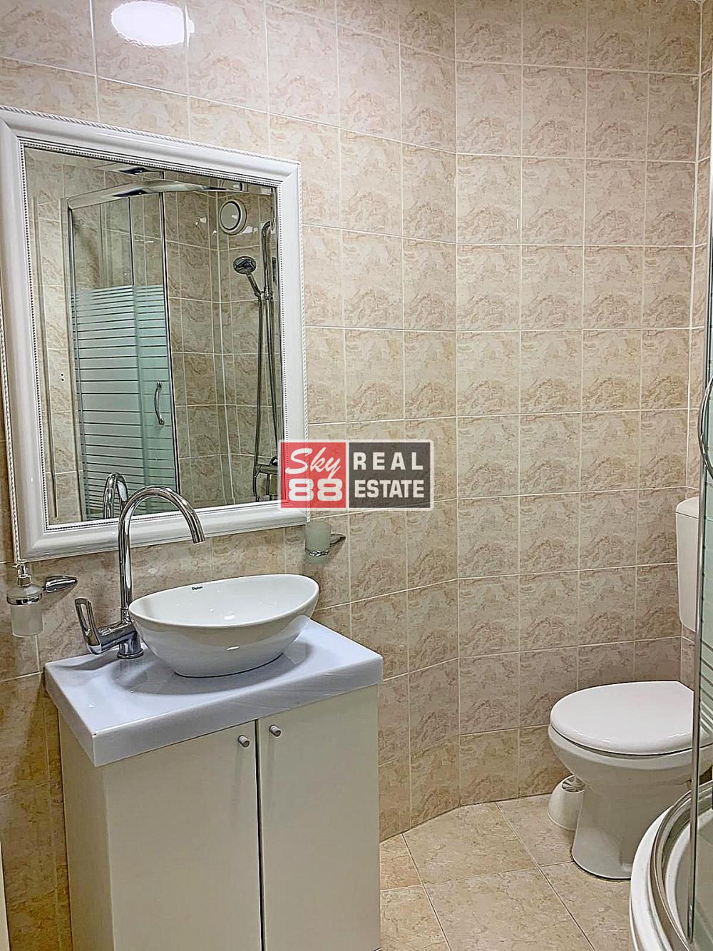 Slika 11 - Četvorosoban stan za izdavanje, 130m2, 1.200€