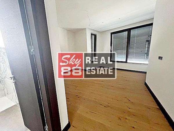Slika 7 -  Kuća na prodaju, 900m2, 4.500.000€
