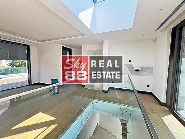 Slika 2 -  Kuća na prodaju, 900m2, 4.500.000€